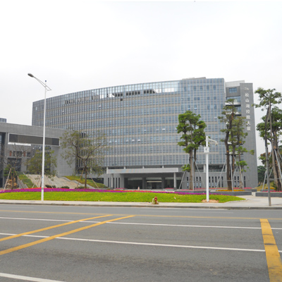 東莞松山湖高新技術產業開發區管理委員會
